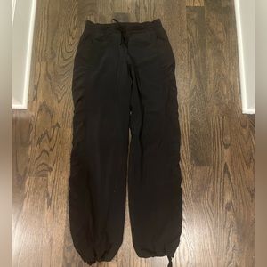 ATHLETA WOMENS JOGGERS